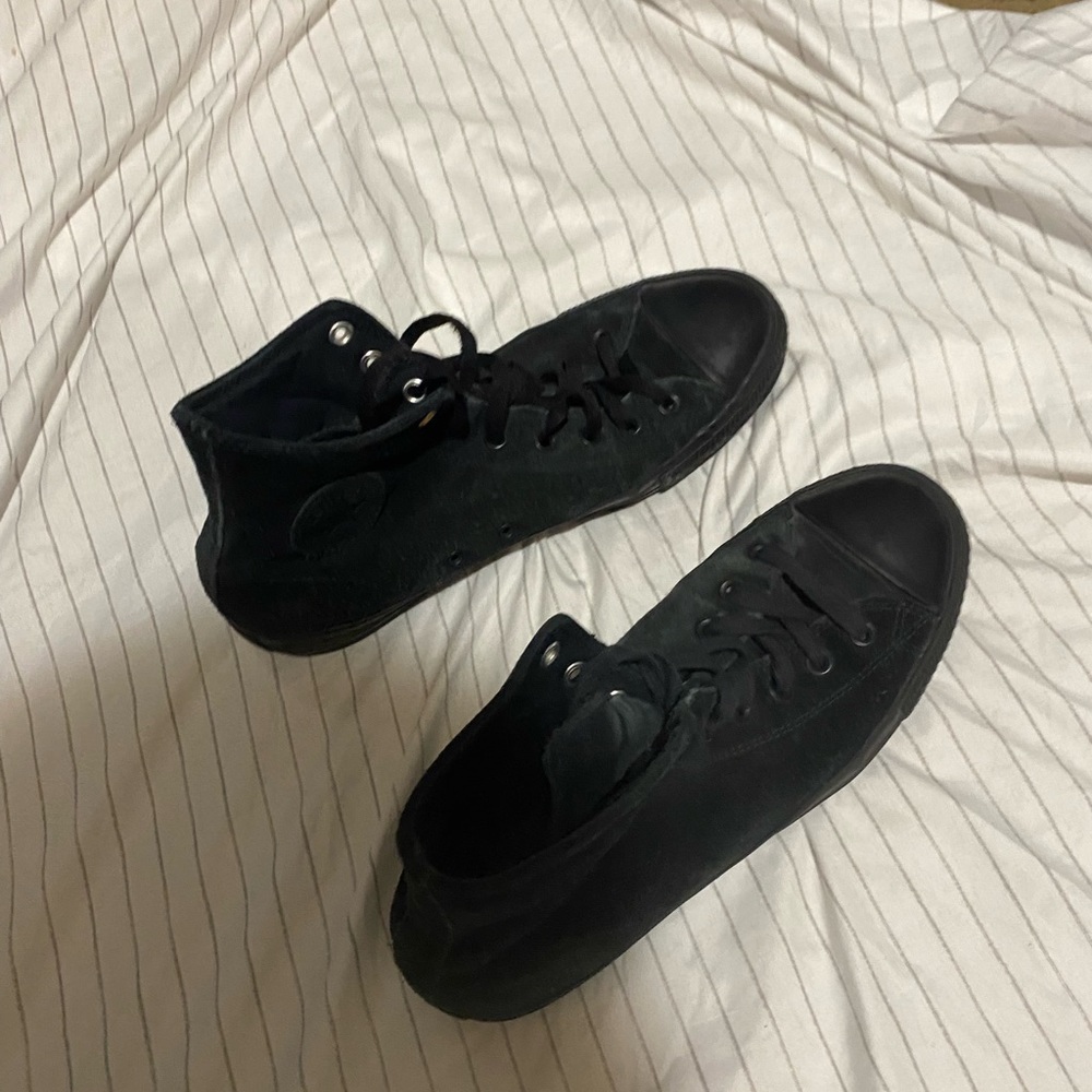Black converse Skate shoes